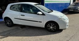 RENAULT Clio 1.2 16v