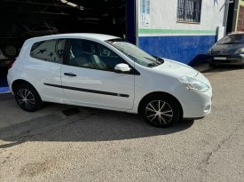 RENAULT Clio 1.2 16v