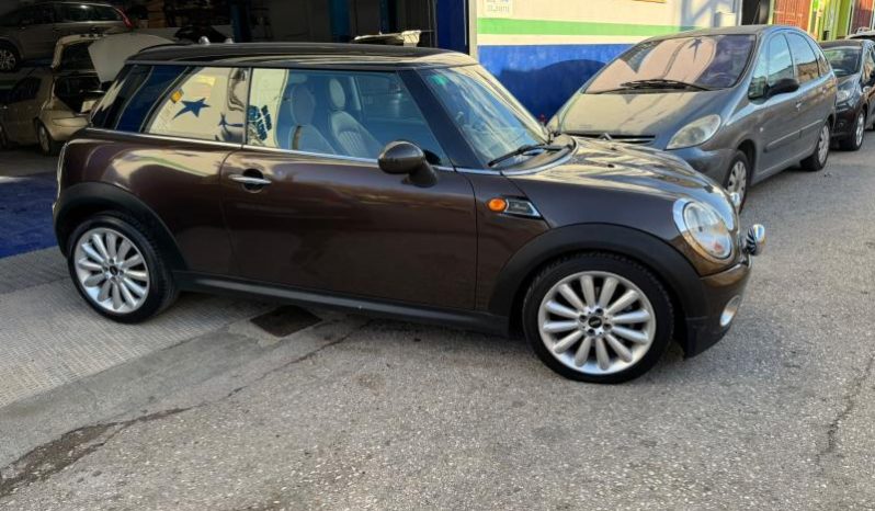 MINI COOPER lleno